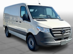 Mercedes-Benz Sprinter Cargo Van Standard Roof 4-Cyl Diesel HO 2500 Standard Roof I4 Diesel HO 144" RWD 2025