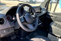 Mercedes-Benz Sprinter Cargo Van Standard Roof 4-Cyl Diesel HO 2500 Standard Roof I4 Diesel HO 144" RWD 2025