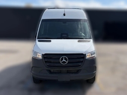 Mercedes-Benz Sprinter Cargo Van Standard Roof 4-Cyl Diesel HO 2500 Standard Roof I4 Diesel HO 144" RWD 2025