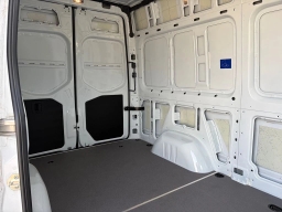 Mercedes-Benz Sprinter Cargo Van Standard Roof 4-Cyl Diesel HO 2500 Standard Roof I4 Diesel HO 144" RWD 2025