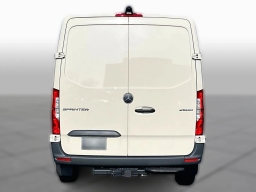 Mercedes-Benz Sprinter Crew Van Standard Roof 4-Cyl Diesel HO 2500 Standard Roof I4 Diesel HO 144" RWD 2026