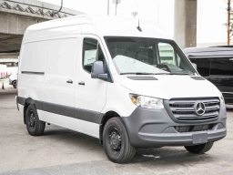 Mercedes-Benz Sprinter Cargo Van Standard Roof 4-Cyl Diesel HO 2500 Standard Roof I4 Diesel HO 144" RWD 2025