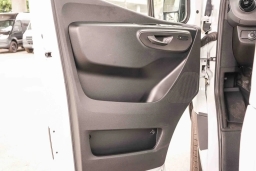 Mercedes-Benz Sprinter Cargo Van Standard Roof 4-Cyl Diesel HO 2500 Standard Roof I4 Diesel HO 144" RWD 2025