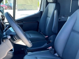 Mercedes-Benz Sprinter Cargo Van Standard Roof 4-Cyl Diesel HO 2500 Standard Roof I4 Diesel HO 144" RWD 2025