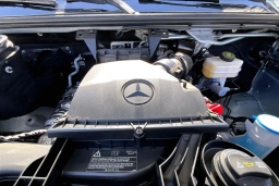 Mercedes-Benz Sprinter Cargo Van Standard Roof 4-Cyl Diesel HO 2500 Standard Roof I4 Diesel HO 144" RWD 2025