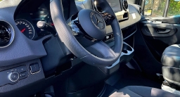 Mercedes-Benz Sprinter Crew Van Standard Roof 4-Cyl Diesel HO 2500 Standard Roof I4 Diesel HO 144" RWD 2026