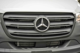 Mercedes-Benz Sprinter Cargo Van Standard Roof 4-Cyl Diesel HO 2500 Standard Roof I4 Diesel HO 144" RWD 2025