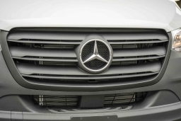 Mercedes-Benz Sprinter Cargo Van Standard Roof 4-Cyl Diesel HO 2500 Standard Roof I4 Diesel HO 144" RWD 2025