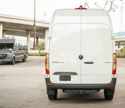 Mercedes-Benz Sprinter Cargo Van Standard Roof 4-Cyl Diesel HO 2500 Standard Roof I4 Diesel HO 144" RWD 2025