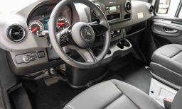 Mercedes-Benz Sprinter Cargo Van Standard Roof 4-Cyl Diesel HO 2500 Standard Roof I4 Diesel HO 144" RWD 2025