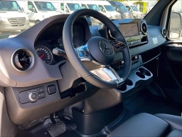 Mercedes-Benz Sprinter Cargo Van Standard Roof 4-Cyl Diesel HO 2500 Standard Roof I4 Diesel HO 144" RWD 2025