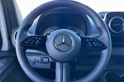 Mercedes-Benz Sprinter Crew Van Standard Roof 4-Cyl Diesel HO 2500 Standard Roof I4 Diesel HO 144" RWD 2026