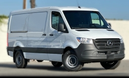 Mercedes-Benz Sprinter Crew Van Standard Roof 4-Cyl Diesel HO 2500 Standard Roof I4 Diesel HO 144" RWD 2026