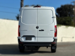 Mercedes-Benz Sprinter Crew Van Standard Roof 4-Cyl Diesel HO 2500 Standard Roof I4 Diesel HO 144" RWD 2026
