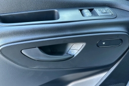 Mercedes-Benz Sprinter Crew Van Standard Roof 4-Cyl Diesel HO 2500 Standard Roof I4 Diesel HO 144" RWD 2026