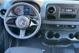 Mercedes-Benz Sprinter Crew Van Standard Roof 4-Cyl Diesel HO 2500 Standard Roof I4 Diesel HO 144" RWD 2026