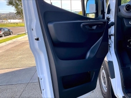 Mercedes-Benz Sprinter Cargo Van Standard Roof 4-Cyl Diesel HO 2500 Standard Roof I4 Diesel HO 144" RWD 2025