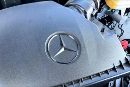 Mercedes-Benz Sprinter Cargo Van Standard Roof 4-Cyl Diesel HO 2500 Standard Roof I4 Diesel HO 144" RWD 2025