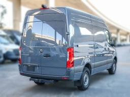Mercedes-Benz Sprinter Cargo Van Standard Roof 4-Cyl Diesel HO 2500 Standard Roof I4 Diesel HO 144" RWD 2024
