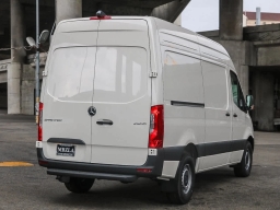 Mercedes-Benz Sprinter Cargo Van Standard Roof 4-Cyl Diesel HO 2500 Standard Roof I4 Diesel HO 144" RWD 2025