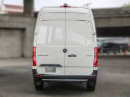 Mercedes-Benz Sprinter Cargo Van Standard Roof 4-Cyl Diesel HO 2500 Standard Roof I4 Diesel HO 144" RWD 2025