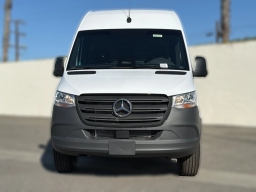 Mercedes-Benz Sprinter Crew Van Standard Roof 4-Cyl Diesel HO 2500 Standard Roof I4 Diesel HO 144" RWD 2026