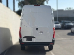 Mercedes-Benz Sprinter Crew Van Standard Roof 4-Cyl Diesel HO 2500 Standard Roof I4 Diesel HO 144" RWD 2026