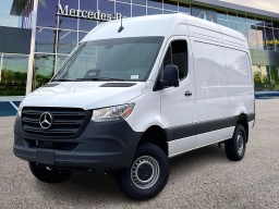 Mercedes-Benz Sprinter Crew Van Standard Roof 4-Cyl Diesel HO 2500 Standard Roof I4 Diesel HO 144" AWD 2026