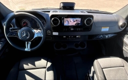 Mercedes-Benz Sprinter Crew Van Standard Roof 4-Cyl Diesel HO 2500 Standard Roof I4 Diesel HO 144" AWD 2026