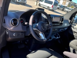 Mercedes-Benz Sprinter Crew Van Standard Roof 4-Cyl Diesel HO 2500 Standard Roof I4 Diesel HO 144" AWD 2026