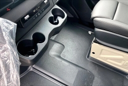 Mercedes-Benz Sprinter Cargo Van Standard Roof 4-Cyl Diesel HO 2500 Standard Roof I4 Diesel HO 144" AWD 2025