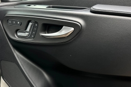 Mercedes-Benz Sprinter Crew Van Standard Roof 4-Cyl Diesel HO 2500 Standard Roof I4 Diesel HO 144" AWD 2026