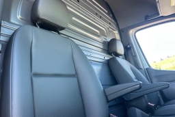 Mercedes-Benz Sprinter Cargo Van Standard Roof 4-Cyl Diesel HO 2500 Standard Roof I4 Diesel HO 144" AWD 2025