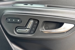 Mercedes-Benz Sprinter Crew Van Standard Roof 4-Cyl Diesel HO 2500 Standard Roof I4 Diesel HO 144" AWD 2026