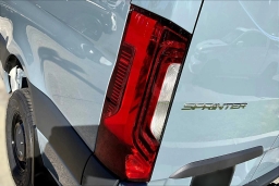 Mercedes-Benz Sprinter Crew Van Standard Roof 4-Cyl Diesel HO 2500 Standard Roof I4 Diesel HO 144" AWD 2026