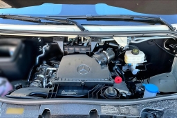 Mercedes-Benz Sprinter Crew Van Standard Roof 4-Cyl Diesel HO 2500 Standard Roof I4 Diesel HO 144" AWD 2026