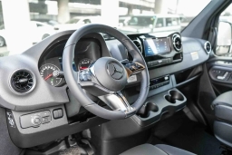 Mercedes-Benz Sprinter Crew Van Standard Roof 4-Cyl Diesel HO 2500 Standard Roof I4 Diesel HO 144" AWD 2026