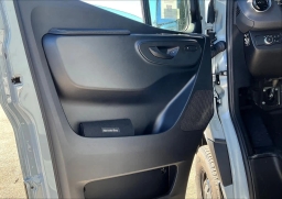 Mercedes-Benz Sprinter Crew Van Standard Roof 4-Cyl Diesel HO 2500 Standard Roof I4 Diesel HO 144" AWD 2026