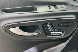 Mercedes-Benz Sprinter Crew Van Standard Roof 4-Cyl Diesel HO 2500 Standard Roof I4 Diesel HO 144" AWD 2026