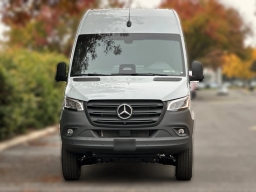 Mercedes-Benz Sprinter Crew Van Standard Roof 4-Cyl Diesel HO 2500 Standard Roof I4 Diesel HO 144" AWD 2026