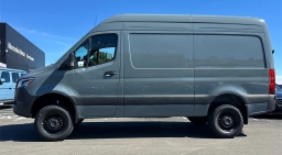 Mercedes-Benz Sprinter Crew Van Standard Roof 4-Cyl Diesel HO 2500 Standard Roof I4 Diesel HO 144" AWD 2026