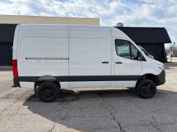 Mercedes-Benz Sprinter Cargo Van Standard Roof 4-Cyl Diesel HO 2500 Standard Roof I4 Diesel HO 144" AWD 2025