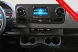 Mercedes-Benz Sprinter Crew Van High Roof 4-Cyl Diesel HO 2500 High Roof I4 Diesel HO 170" RWD 2024