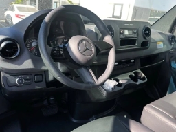 Mercedes-Benz Sprinter Cargo Van 2500 High Roof I4 Diesel HO 170" RWD 2025