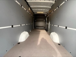 Mercedes-Benz Sprinter Crew Van High Roof 4-Cyl Diesel HO 2500 High Roof I4 Diesel HO 170" RWD 2026