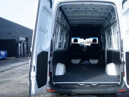 Mercedes-Benz Sprinter Cargo Van High Roof 4-Cyl Diesel HO 2500 High Roof I4 Diesel HO 170" RWD 2026