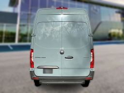Mercedes-Benz Sprinter Crew Van High Roof 4-Cyl Diesel HO 2500 High Roof I4 Diesel HO 170" RWD 2026