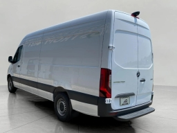 Mercedes-Benz Sprinter Cargo Van High Roof 4-Cyl Diesel HO 2500 High Roof I4 Diesel HO 170" RWD 2025