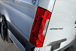 Mercedes-Benz Sprinter Crew Van High Roof 4-Cyl Diesel HO 2500 High Roof I4 Diesel HO 170" RWD 2026