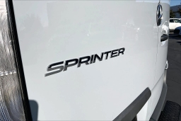Mercedes-Benz Sprinter Crew Van High Roof 4-Cyl Diesel HO 2500 High Roof I4 Diesel HO 170" RWD 2026